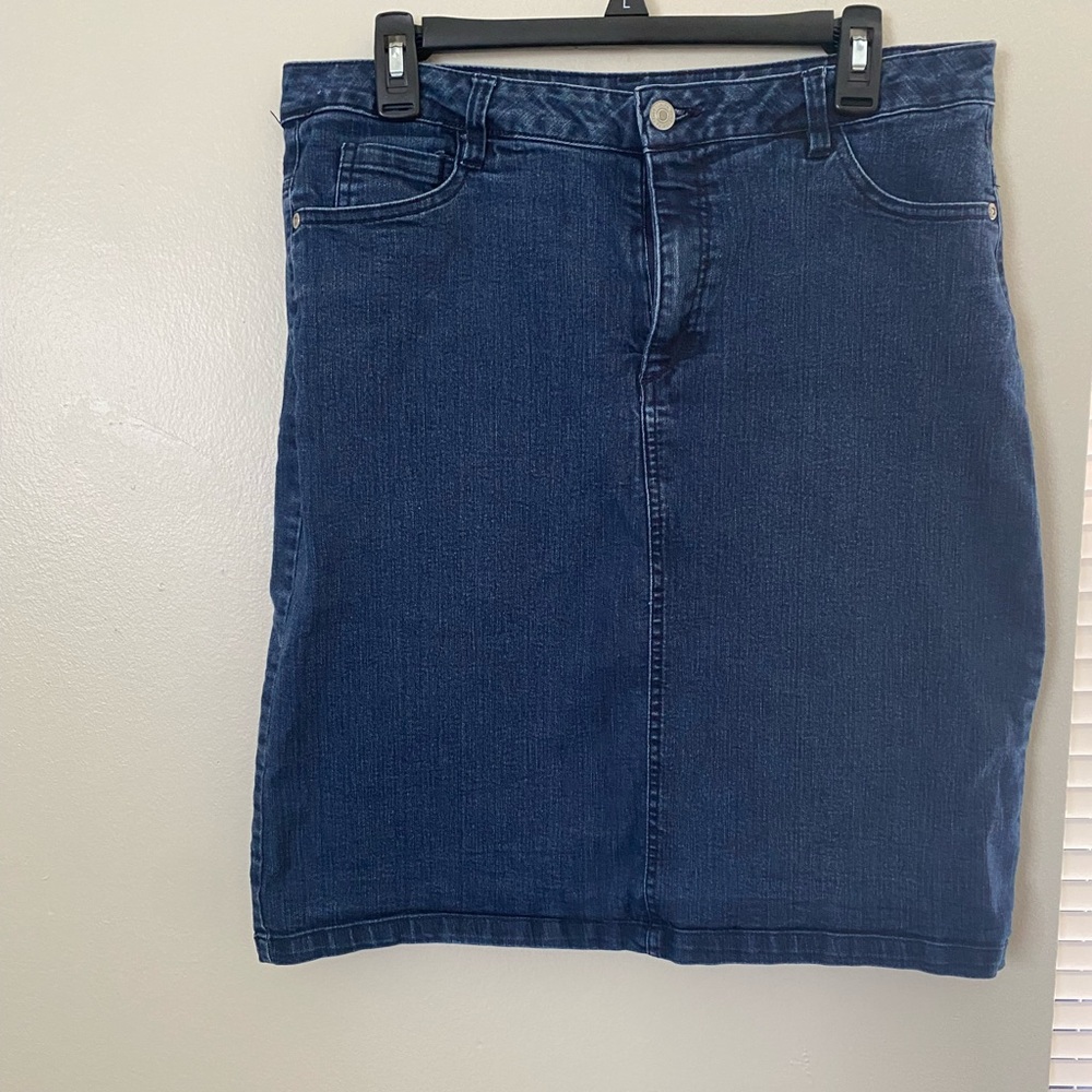 LAURA SCOTT - DARK DENIM SKIRT